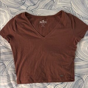 Hollister Women's Short Sleeve Brown cropped Tee